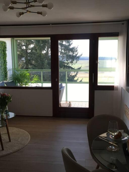 לופינגן Gemuetliches Apartment Mit Wundervollem Weitblick מראה חיצוני תמונה
